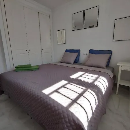 Near The Sea Homestay Marbella